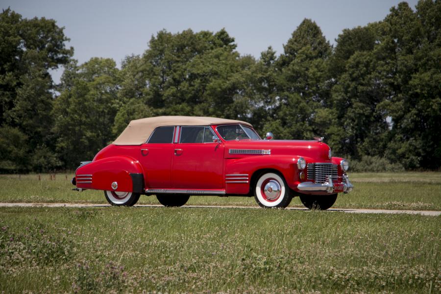  Cadillac Series 62 Convertible Sedan (6229D) 1941 года  (фото 11 из 51)
